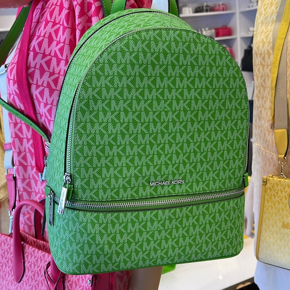 Michael Kors Rhea Medium Signature Logo Backpack
Jungle Green
NWT - Picture 9 of 16